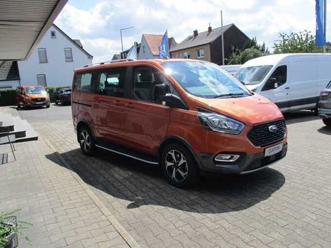 1 Ford Tourneo Custom bei Autohaus Scheve Handels-GmbH