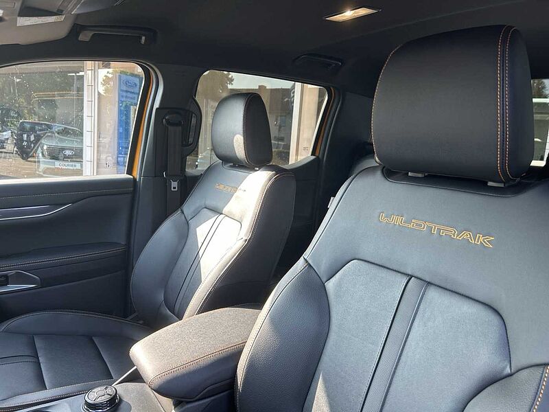 Ford Ranger Wildtrak V6 3.0 el. Rollo+360'-Kamera+Totwinekl+B&O+++